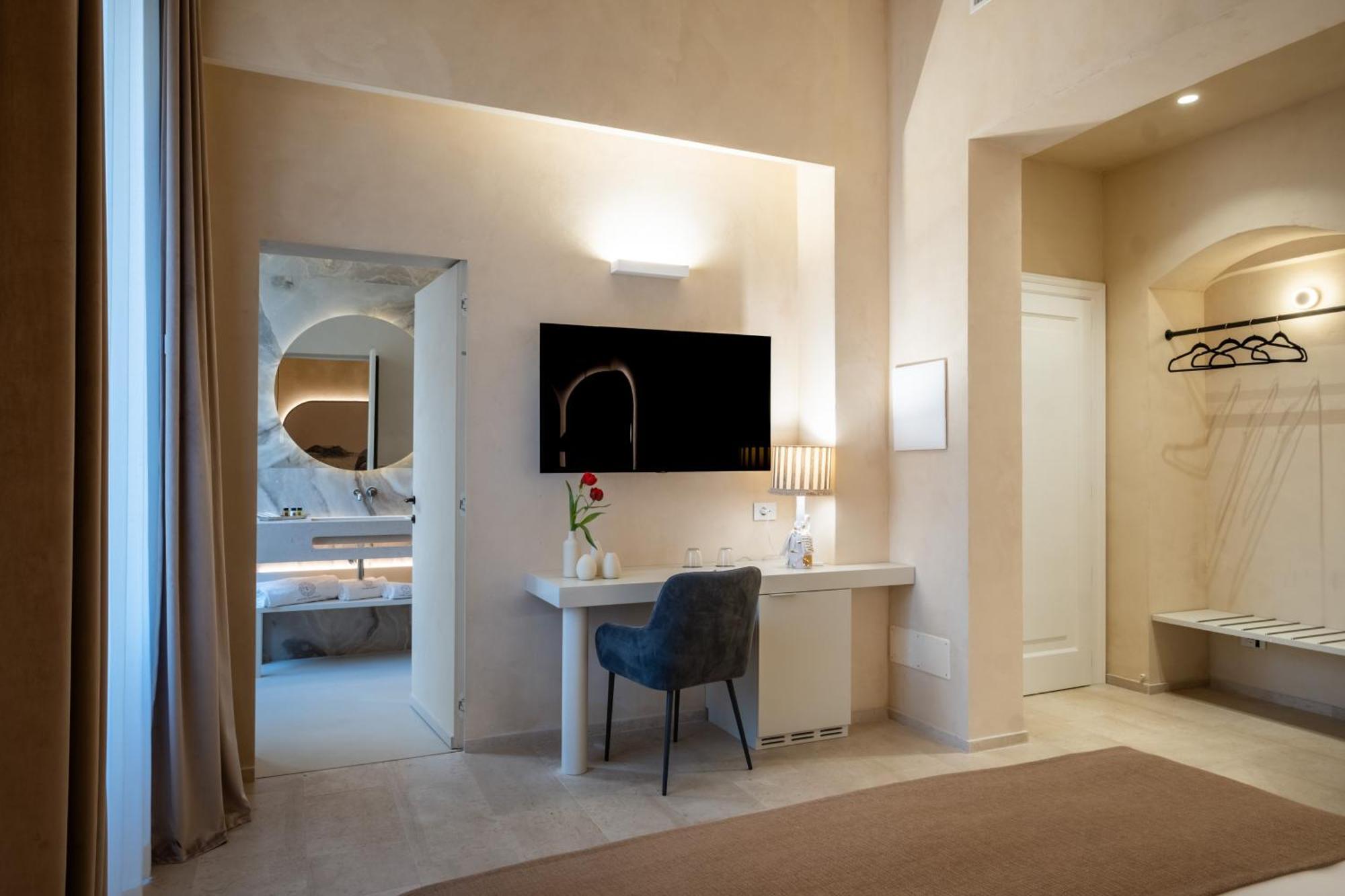 Palazzo Paisiello - Luxury Rooms Лечче Екстер'єр фото