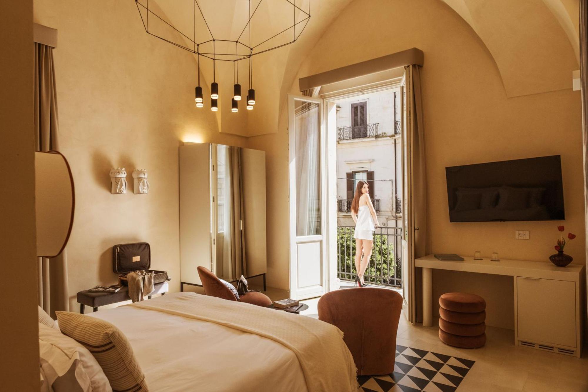 Palazzo Paisiello - Luxury Rooms Лечче Екстер'єр фото
